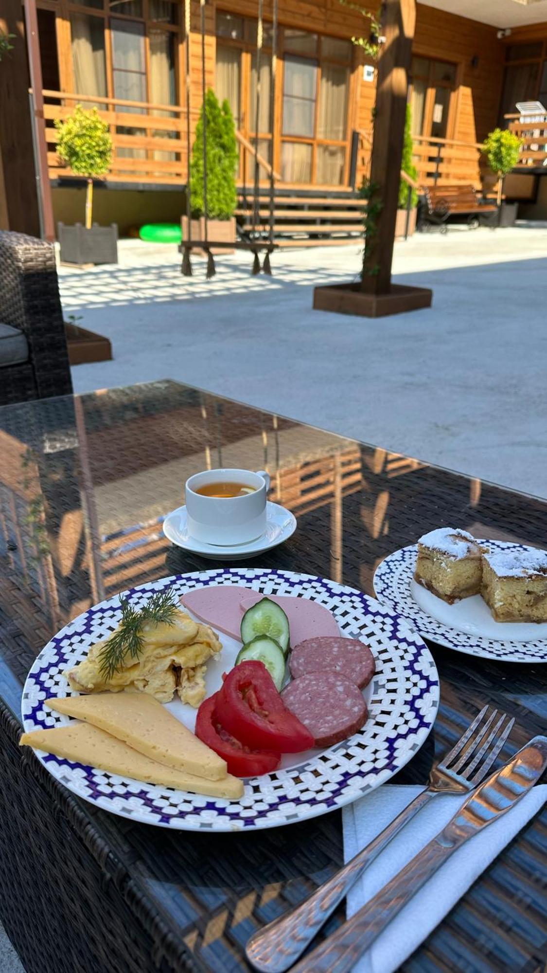 Hotel Лилия Gudauta Zewnętrze zdjęcie